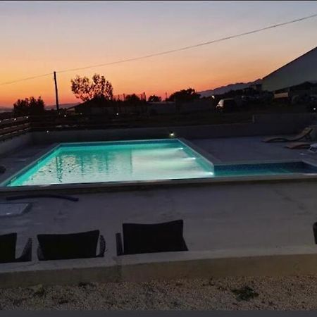 Apartmani Niko 1 Radovin المظهر الخارجي الصورة