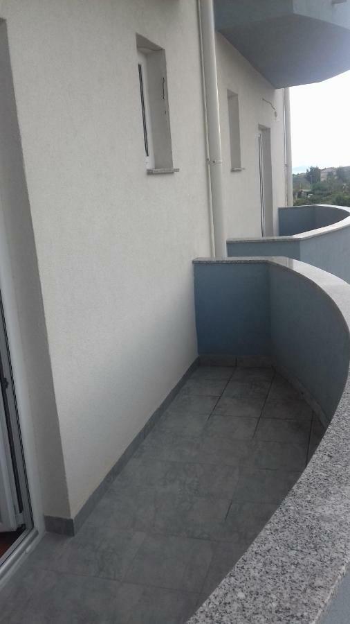 Apartmani Niko 1 Radovin المظهر الخارجي الصورة