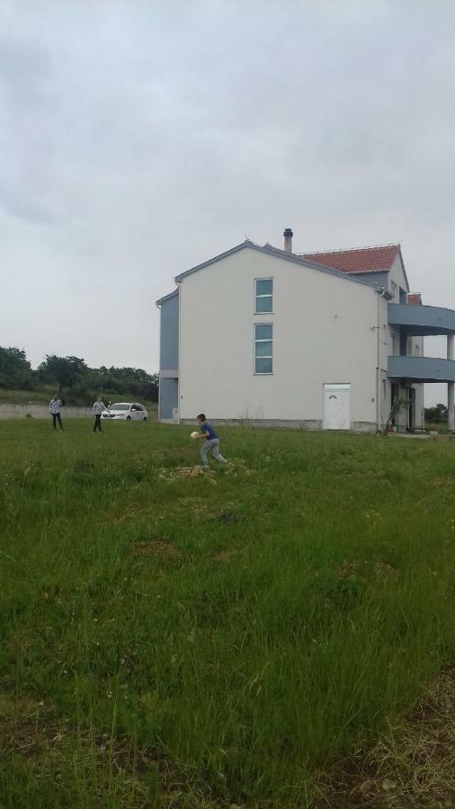 Apartmani Niko 1 Radovin المظهر الخارجي الصورة