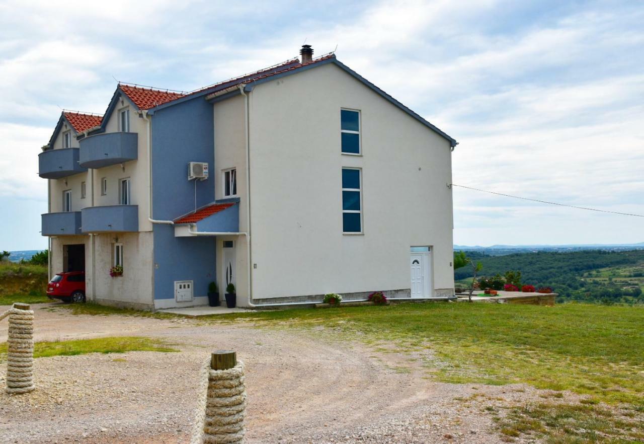 Apartmani Niko 1 Radovin المظهر الخارجي الصورة