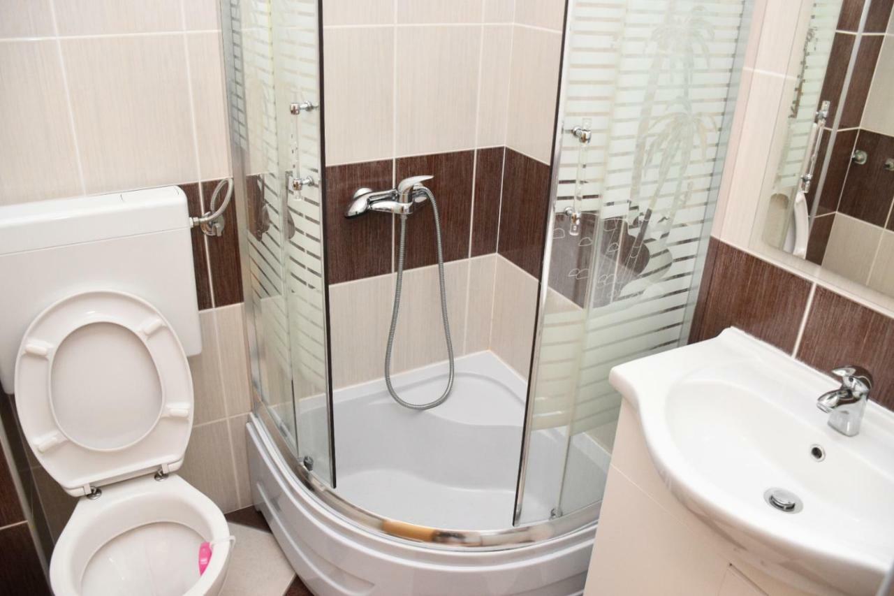 Apartmani Niko 1 Radovin المظهر الخارجي الصورة